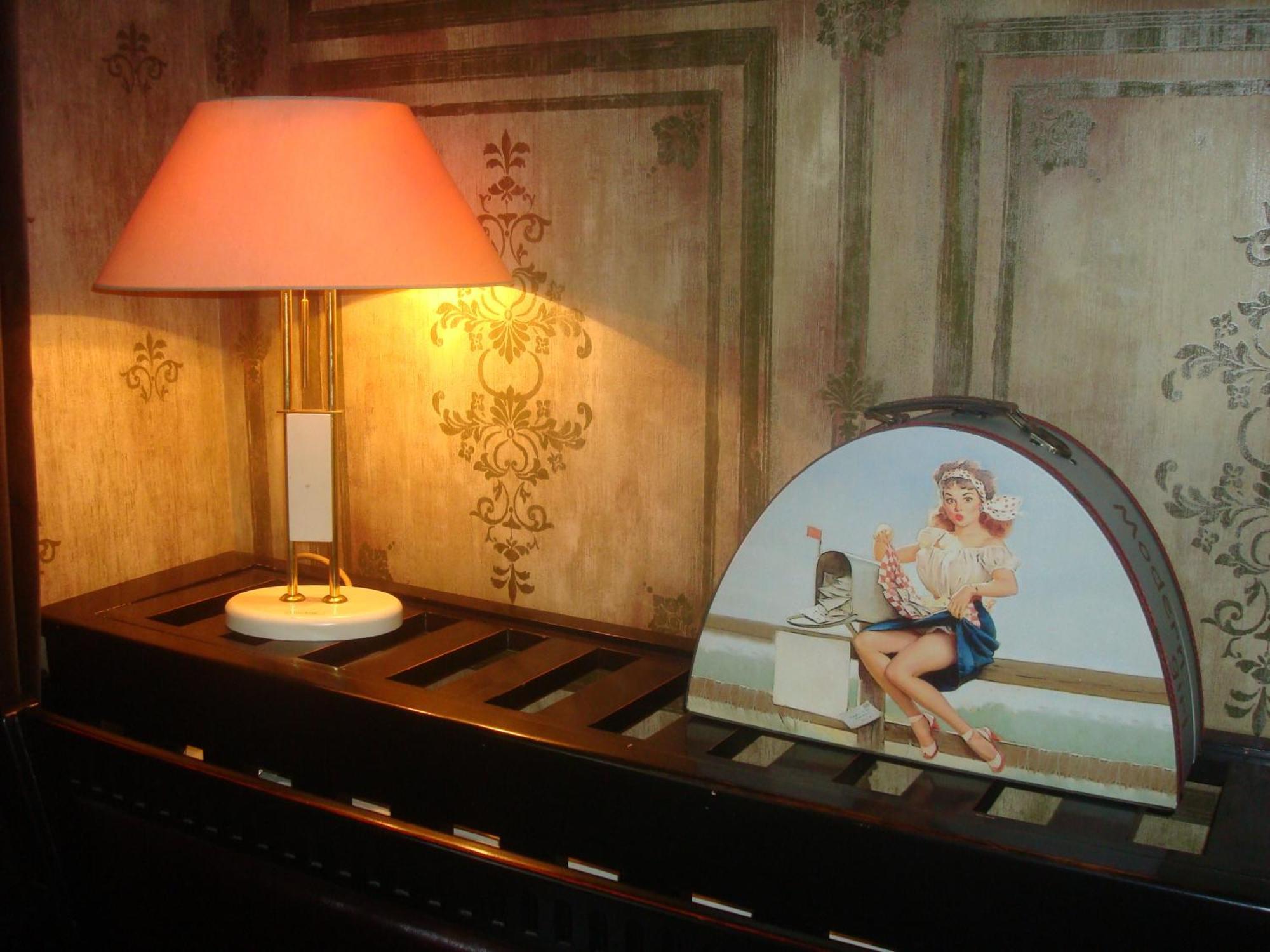 Jazz Hotel Chişinǎu Buitenkant foto